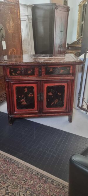 Antiek chinees dressoir